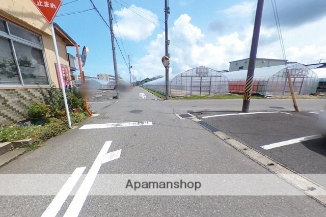 その他　前面道路（その他）まで0m