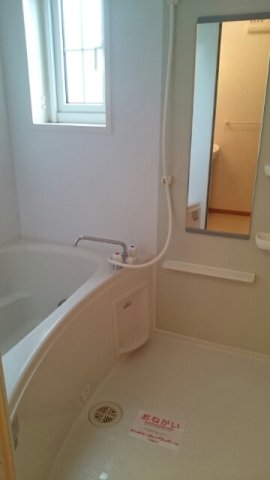 バス・シャワールーム　きれいなお風呂です