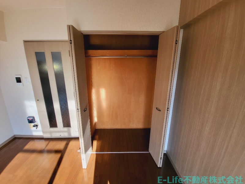 収納　※同型間取り別部屋写真