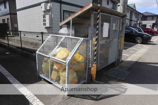 その他　ゴミ集積場（その他）まで0m