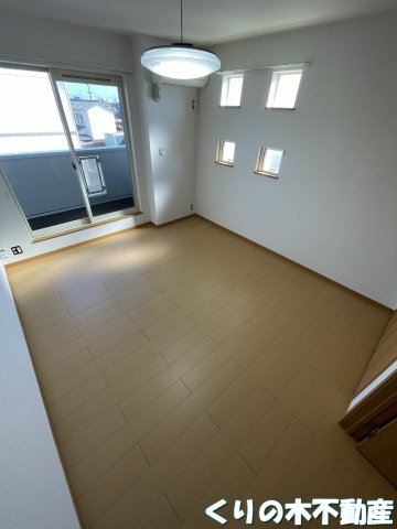 居室・リビング　こちらの居間で趣味の時間をお楽しみください