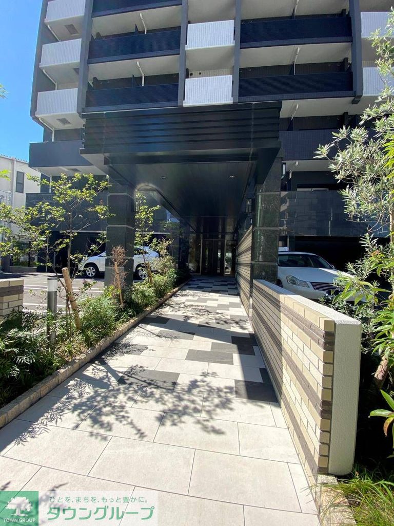 エントランス　庭