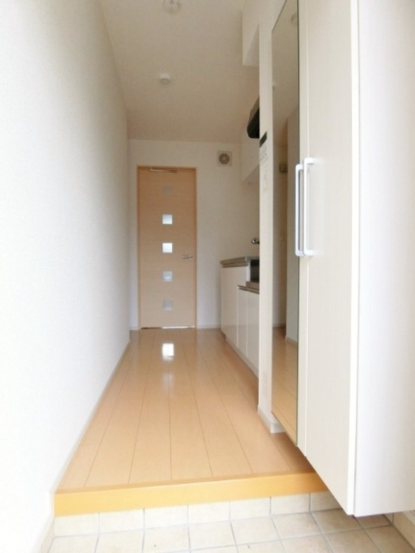 玄関　図面と現状に相違がある場合には現状を優先