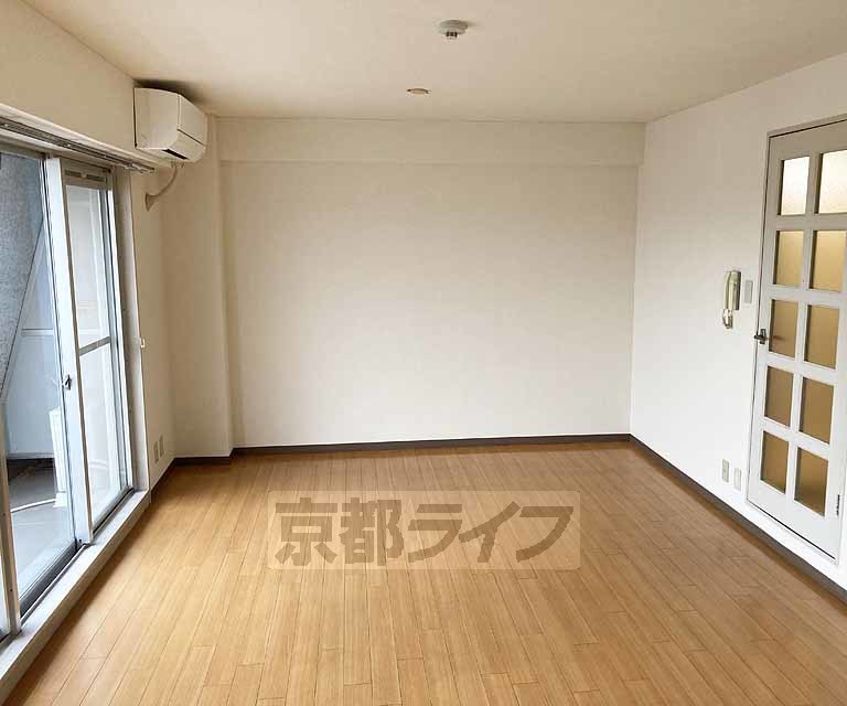 居室・リビング　綺麗なお部屋です・