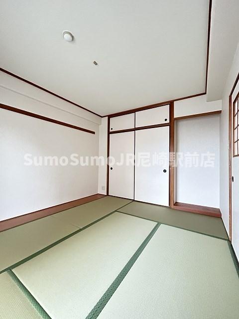 その他部屋・スペース　使い勝手のいい寝室です