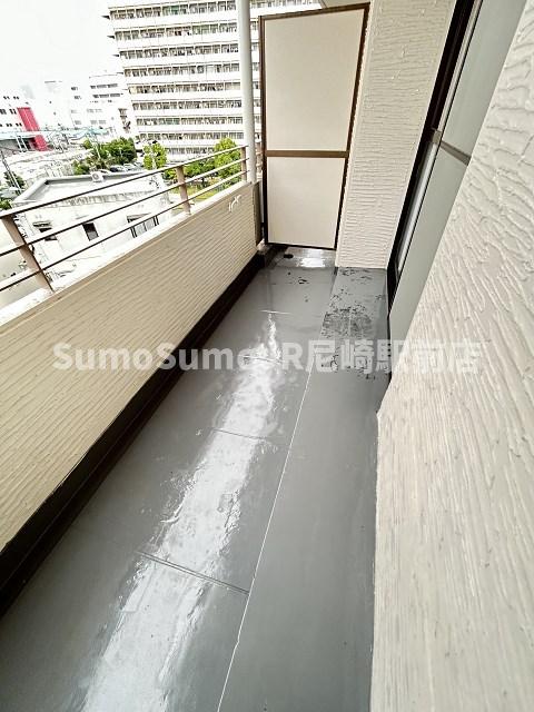 バルコニー　落ち着いた時間を過ごせるバルコニーです