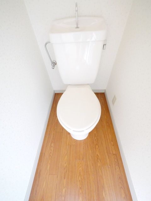 トイレ　★お部屋探しは株式会社タウンハウジング東京まで★