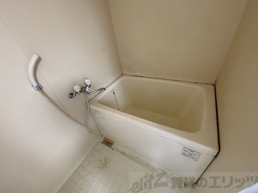 バス・シャワールーム　バス