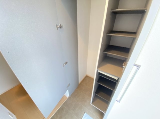 収納　シューズクローク