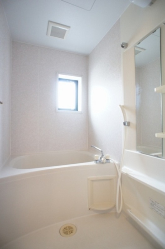 バス・シャワールーム　図面と現状に相違がある場合には現状を優先