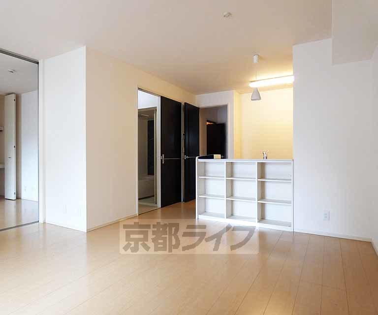 居室・リビング　広々としたリビングです。