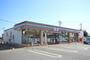 コンビニ　セブンイレブン下館島店（コンビニ）まで403m