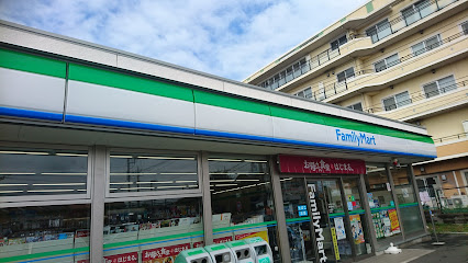 コンビニ　ファミリーマート 藤沢稲荷店（コンビニ）まで401m