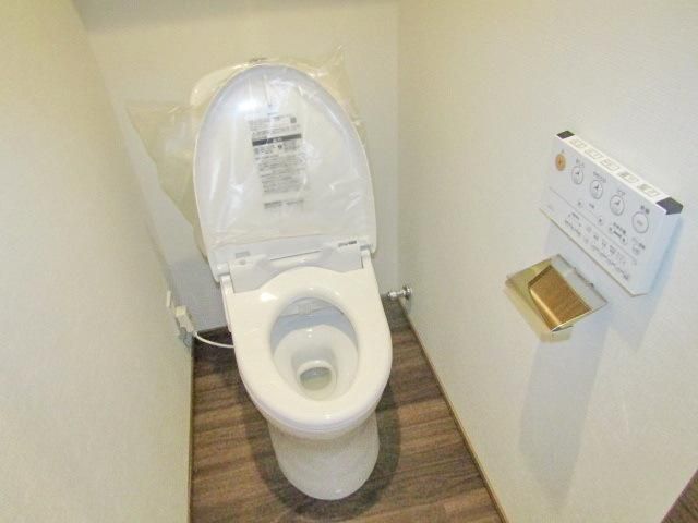 トイレ　★洗浄機付きトイレ★