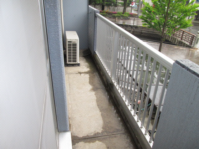 バルコニー　ベランダ