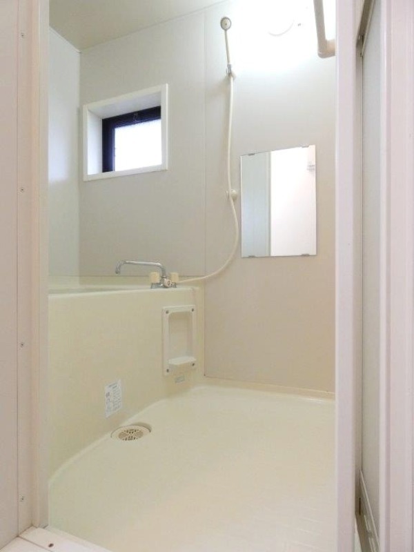 バス・シャワールーム　図面と現状に相違がある場合には現状を優先