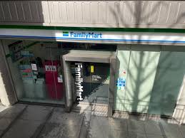コンビニ　ファミリーマートガーデンシティ品川御殿山店（コンビニ）まで404m