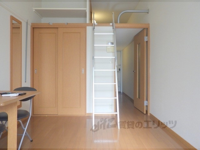 居室・リビング　洋室