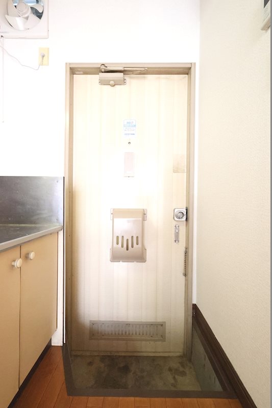 玄関　※同建物別室参照、現況優先となります。