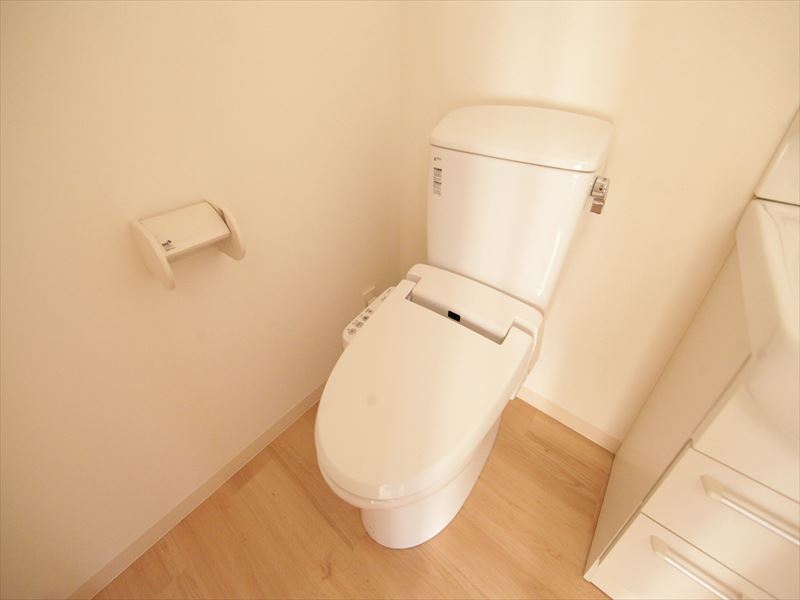 トイレ　ウォシュレット付きトイレ