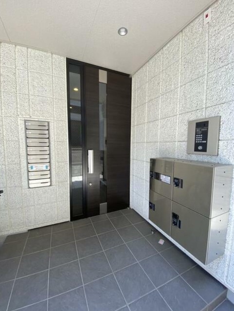 エントランス　エントランス