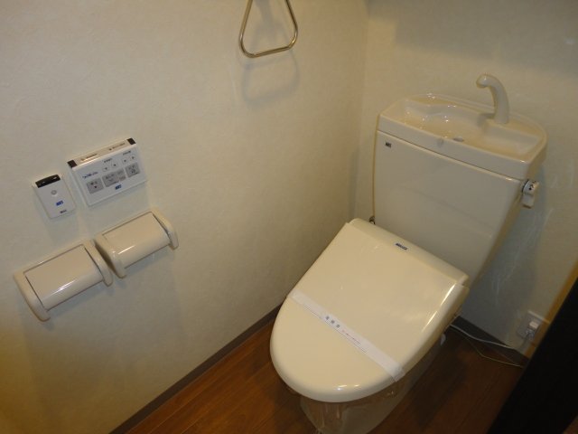 トイレ　シャワー付トイレ（イメージ）