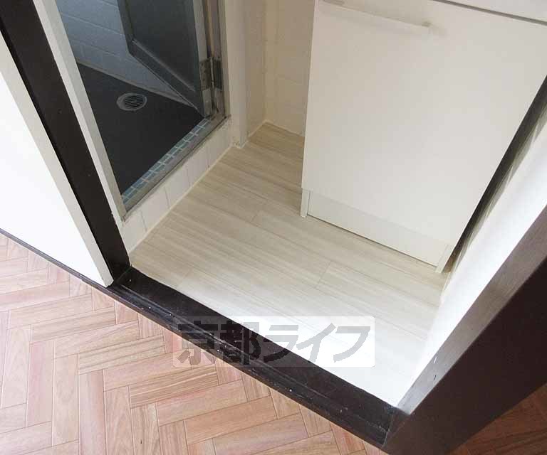 洗面設備　洗面台付近です！