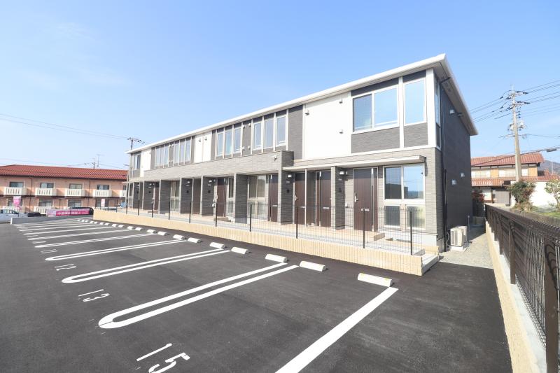 建物外観　WBeC　建物外観