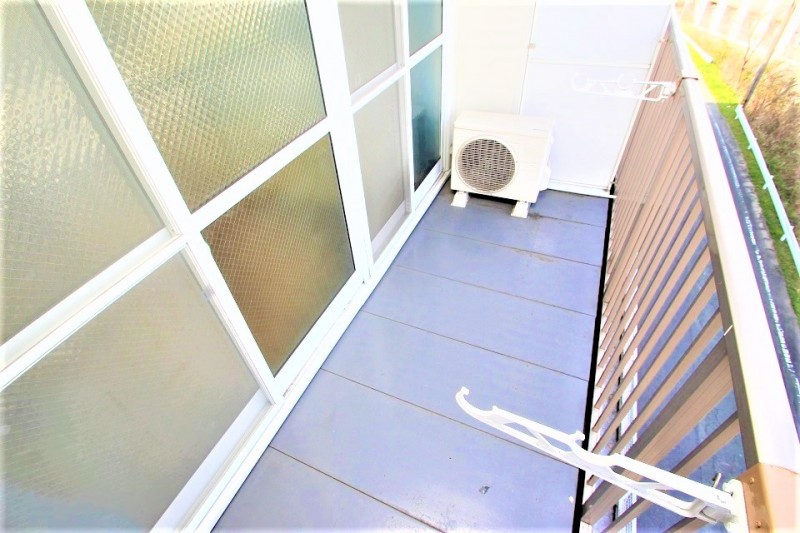 バルコニー　広々としたバルコニーになっています