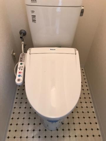 トイレ　シャワー付トイレ