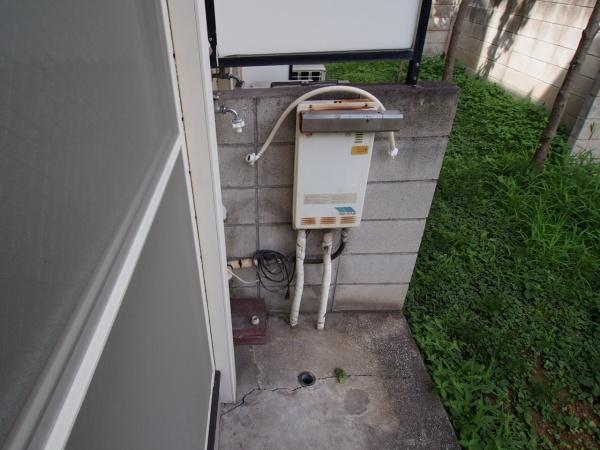 洗面設備　洗濯機置き場