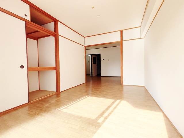 居室・リビング　ＬＤＫ１３．５