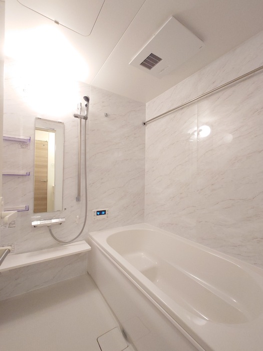 バス・シャワールーム　浴室