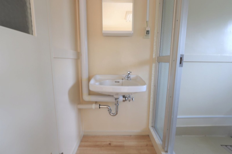 洗面設備　洗面台付きです！