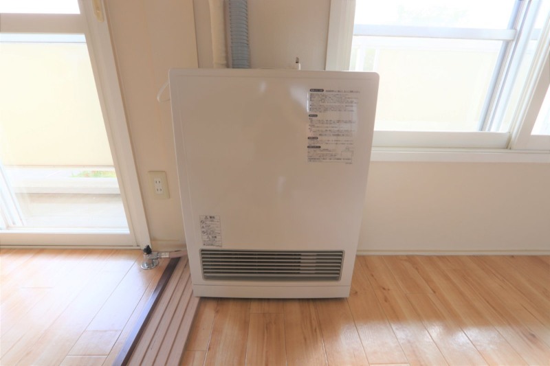 その他設備　都市ガス仕様ストーブ付きです！