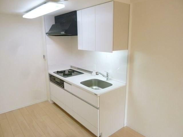 キッチン　※他号室参考写真