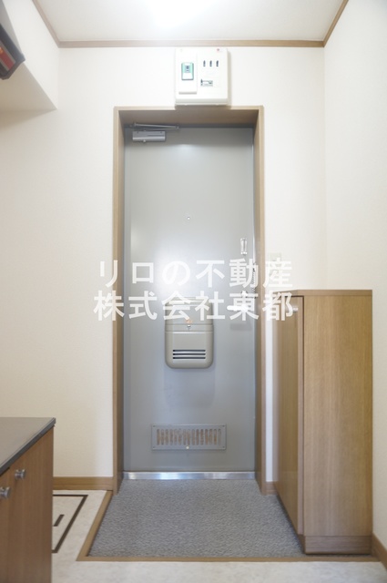 玄関　すっきりシンプルな玄関スペースです！