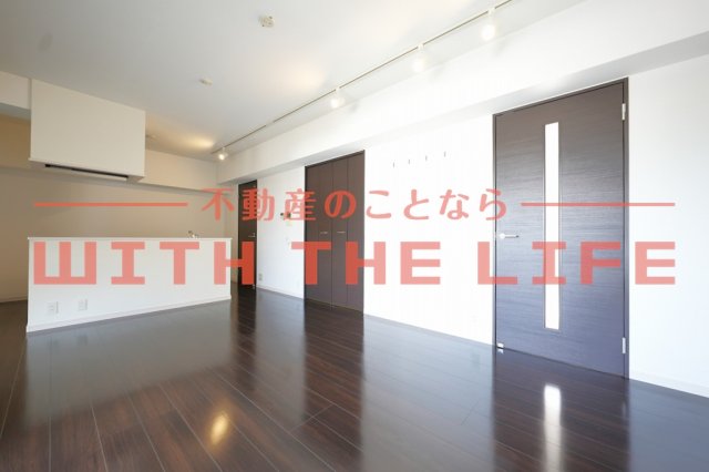 居室・リビング　使いやすい独立洗面台です