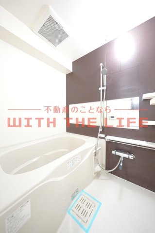 バス・シャワールーム　収納スペース豊富です