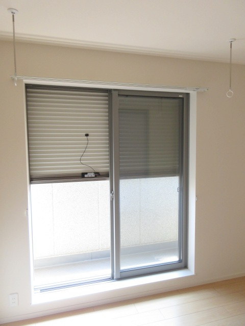 その他設備　★室内物干しフックとシャッター★