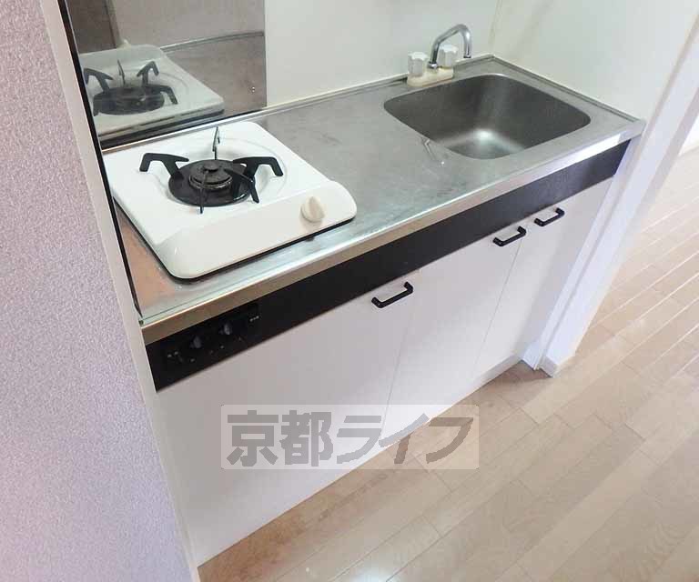 キッチン　ガスコンロ付きです・