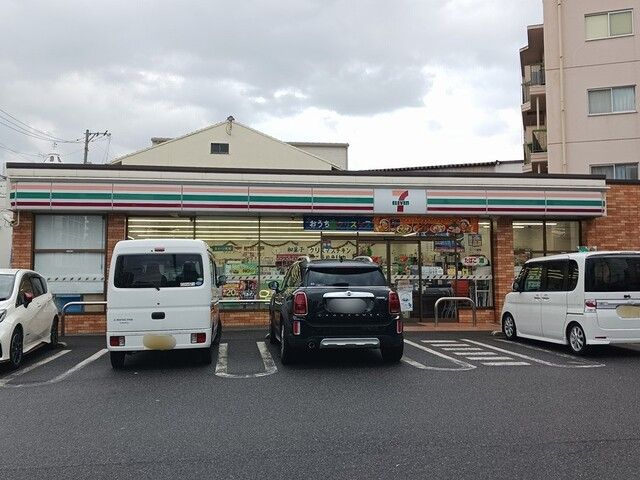 コンビニ　セブンイレブン広島羽衣町店（コンビニ）まで225m