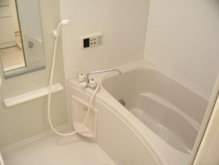 バス・シャワールーム　バスルーム