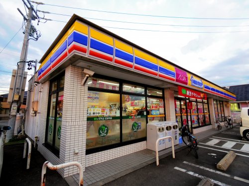 コンビニ　ミニストップ 焼津西小川店（コンビニ）まで463m