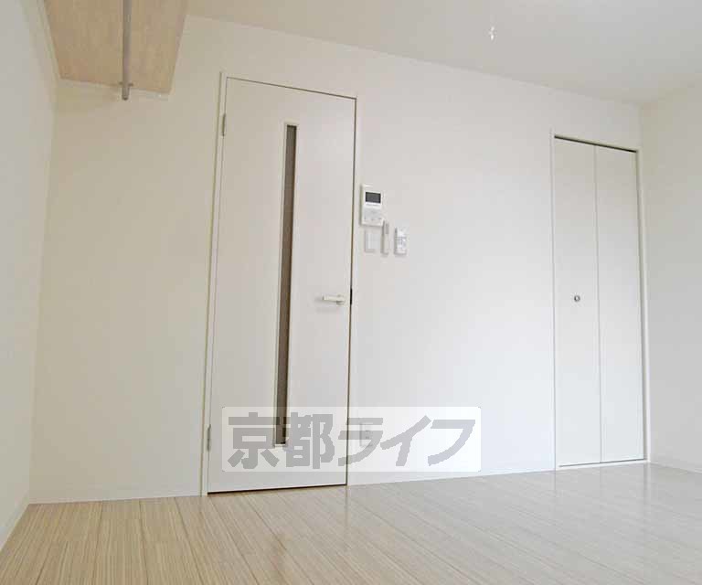 居室・リビング　広い室内です。