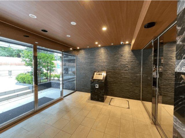 エントランス　エントランス