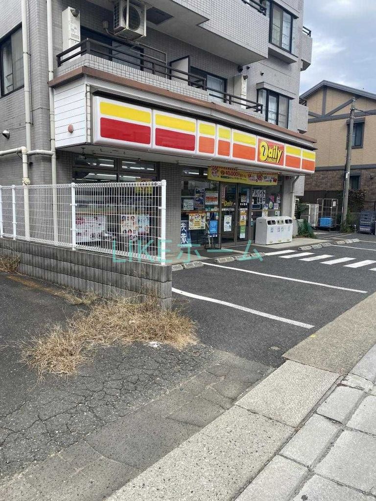 コンビニ　ニューデイズミニ西船橋5号（コンビニ）まで330m