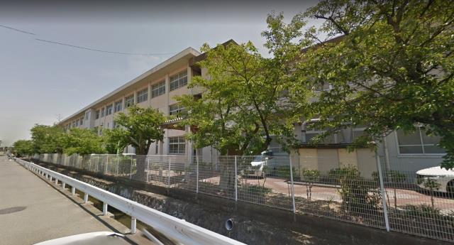 中学校　姫路市立網干中学校（中学校）まで300m