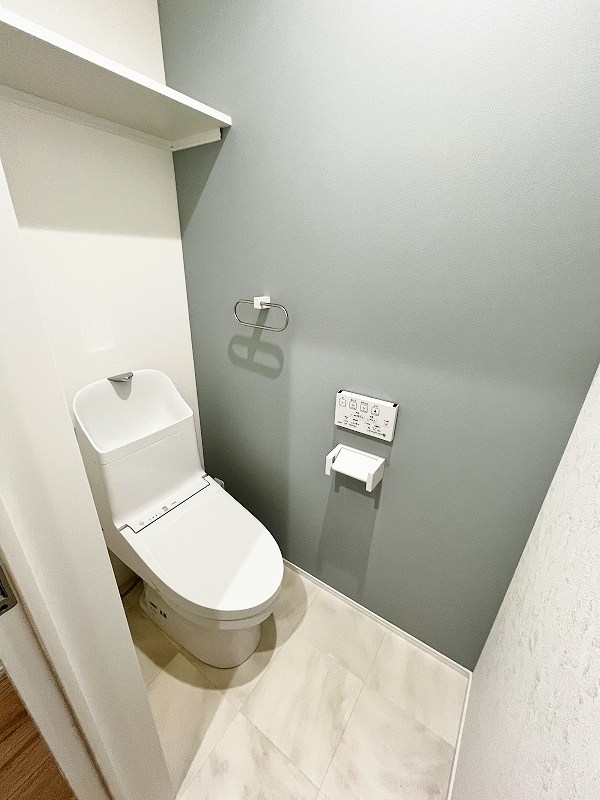 トイレ　★温水洗浄便座★