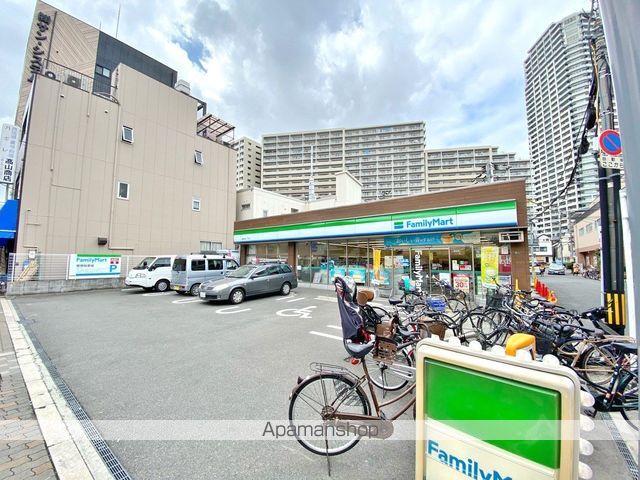 コンビニ　ファミリーマート（コンビニ）まで276m